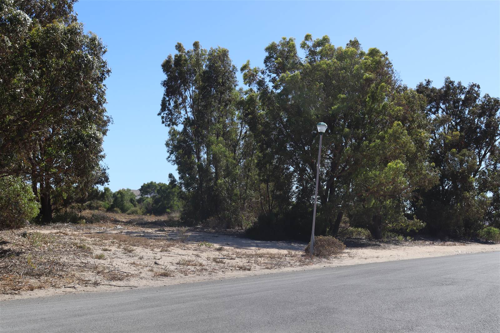 400 m² Land available in Britannia Bay photo number 3