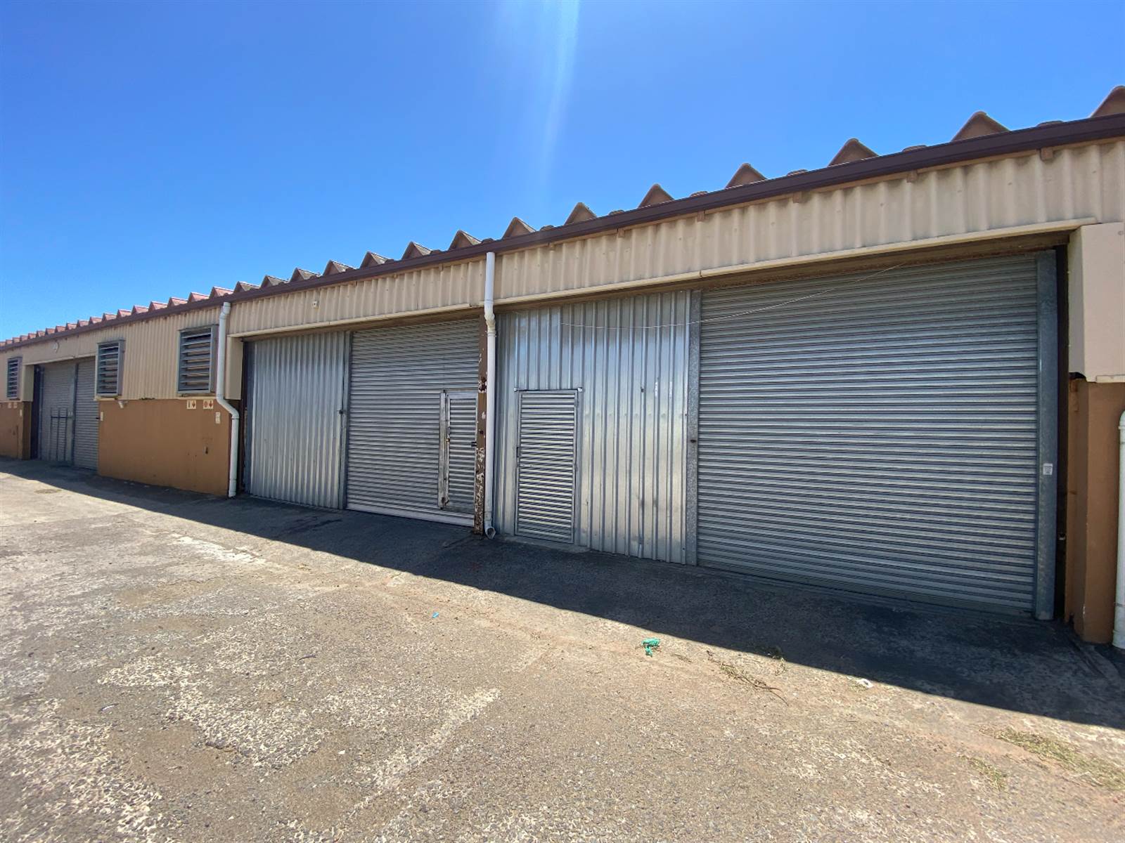800  m² Commercial space in Woodbrook photo number 12