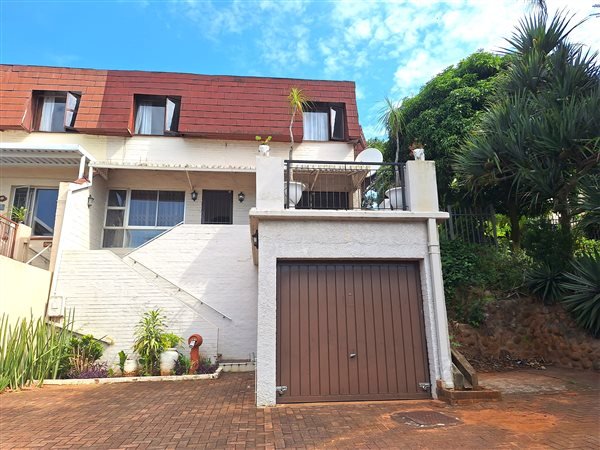 3 Bedroom Duplex 3 Bedroom Duplex