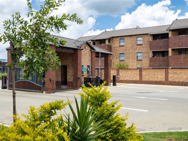2 Bed Apartment in Oakdene