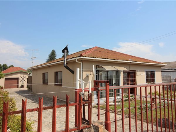 4 Bed House