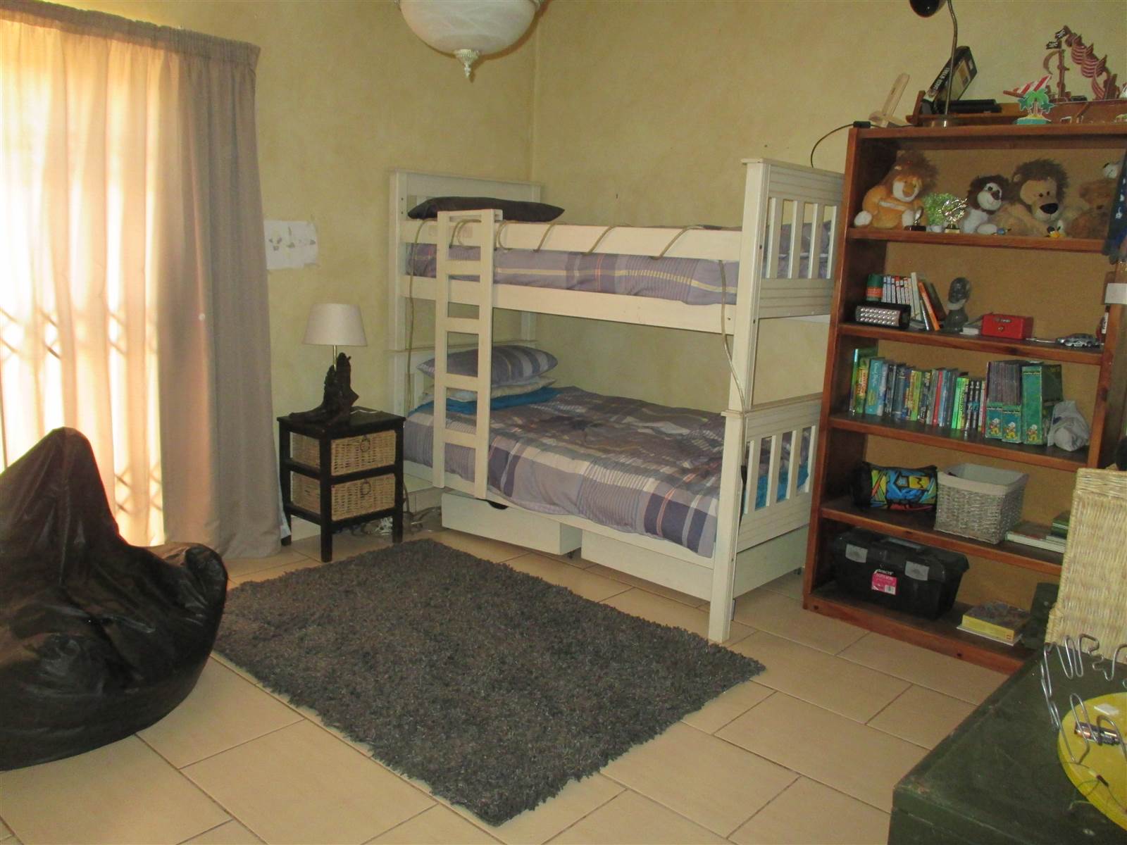 4 Bed House in Leeuwfontein Estate photo number 17