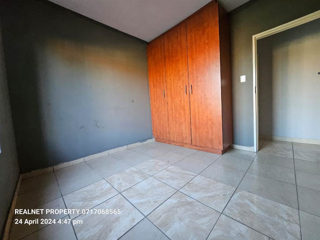 3 Bed House in Waterval East photo number 16