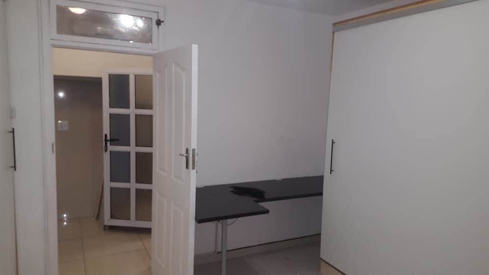 1 Bed Apartment in Tongaat Central photo number 9