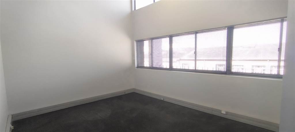 191  m² Office Space in Stamford Hill photo number 12