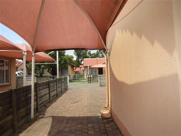 2 Bed Townhouse in Ormonde photo number 22