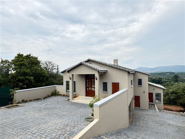 6 Bedroom House 6 Bedroom House