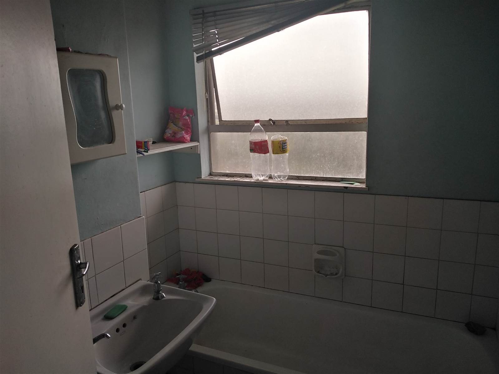 2.5 Bed Flat in Sea View photo number 8