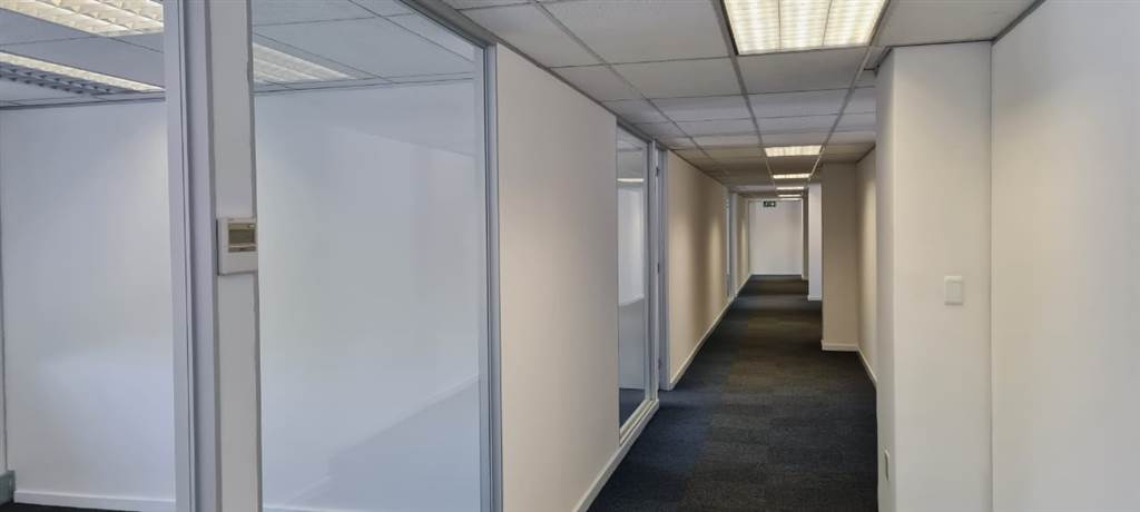78  m² Office Space in Rosebank photo number 4