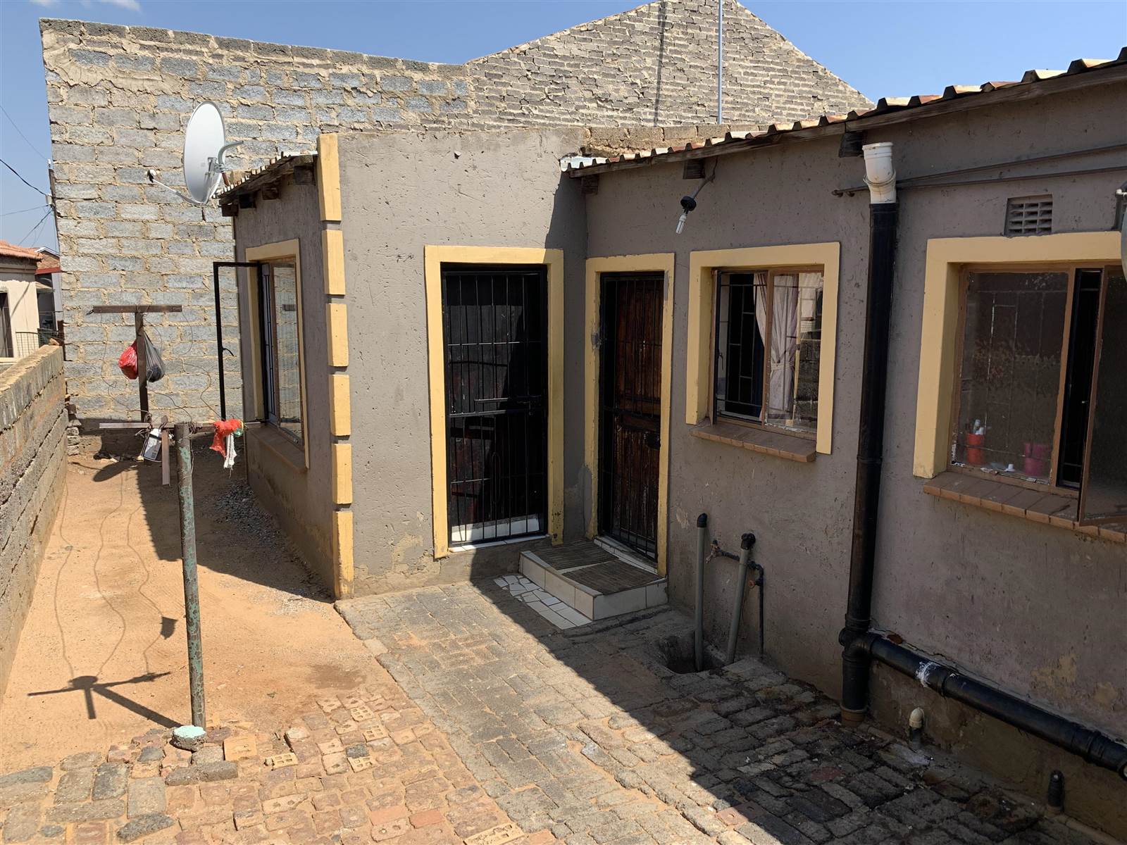 3 Bed House in Tembisa photo number 5