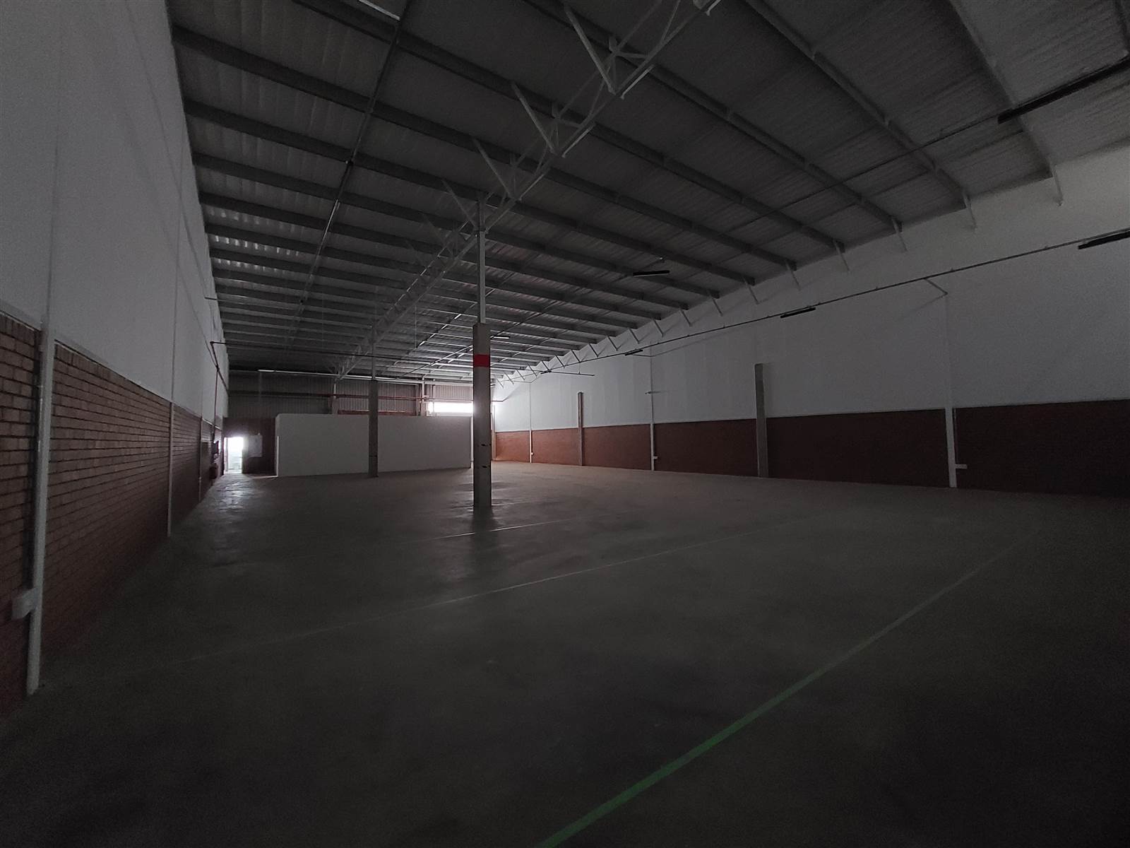 669  m² Industrial space in Clayville photo number 5