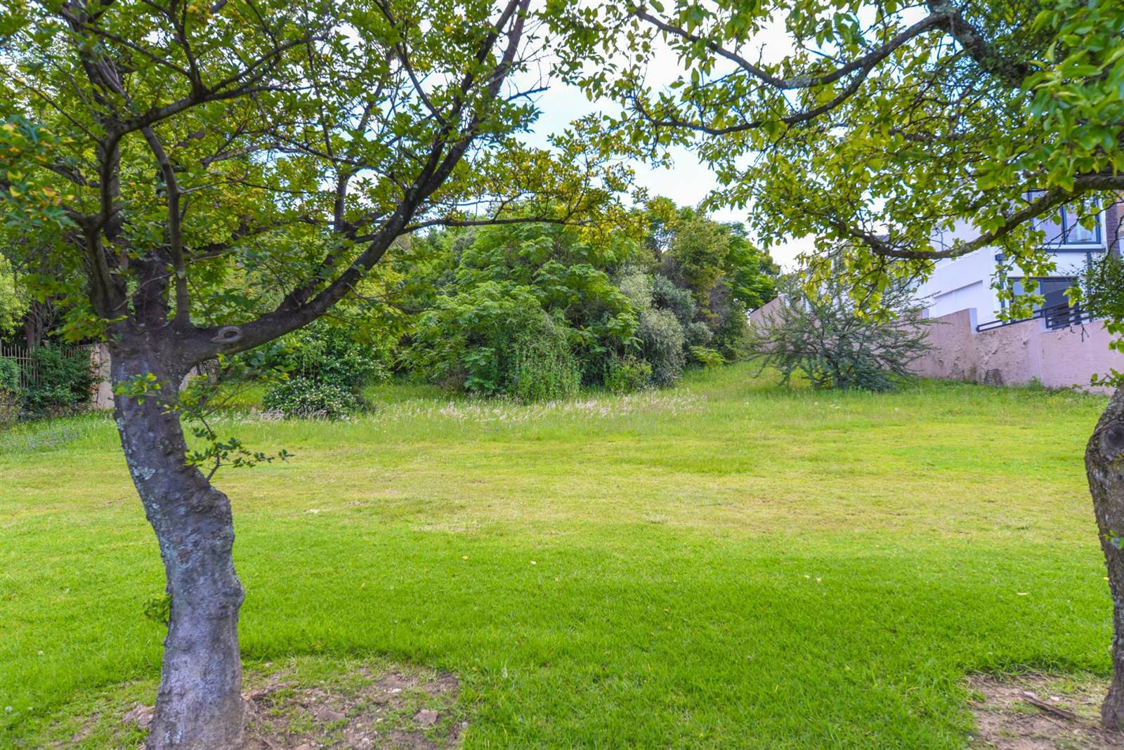 971 m² Land available in Dainfern Golf Estate photo number 2