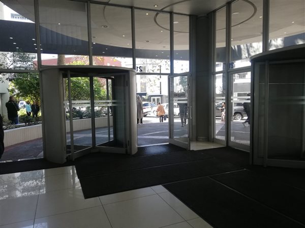 98  m² Office Space in Claremont