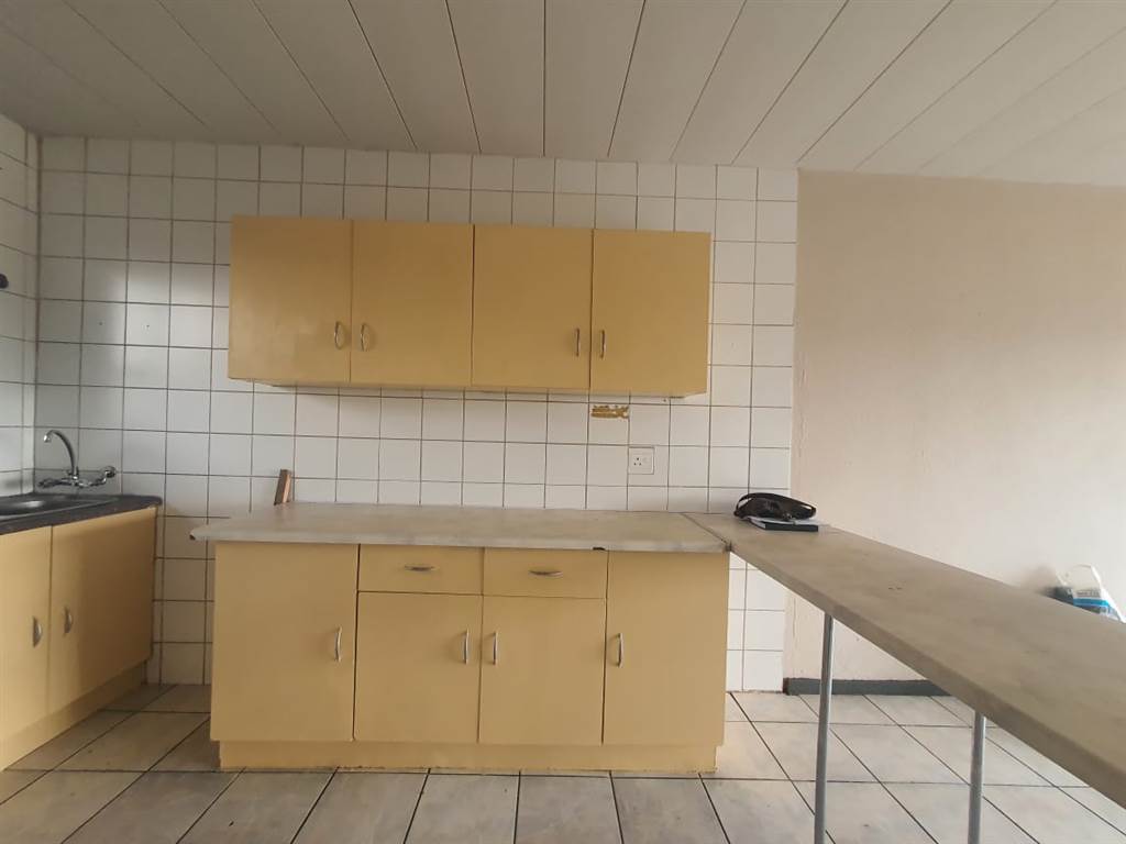 2 Bed House in Elsburg photo number 8