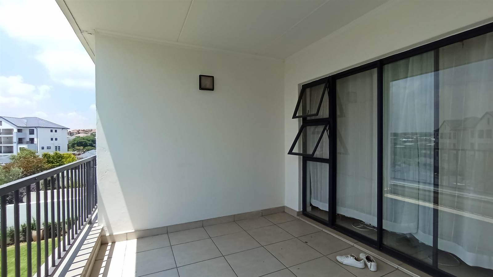 3 Bed Townhouse in Greenstone Hill photo number 15