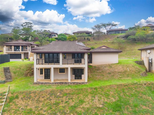 3 Bedroom Townhouse 3 Bedroom Townhouse