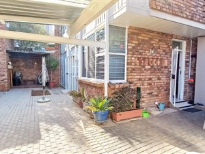 2 Bed Townhouse in Primrose Hill