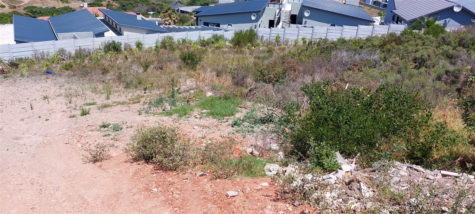 846 m² Land available in Island View photo number 3