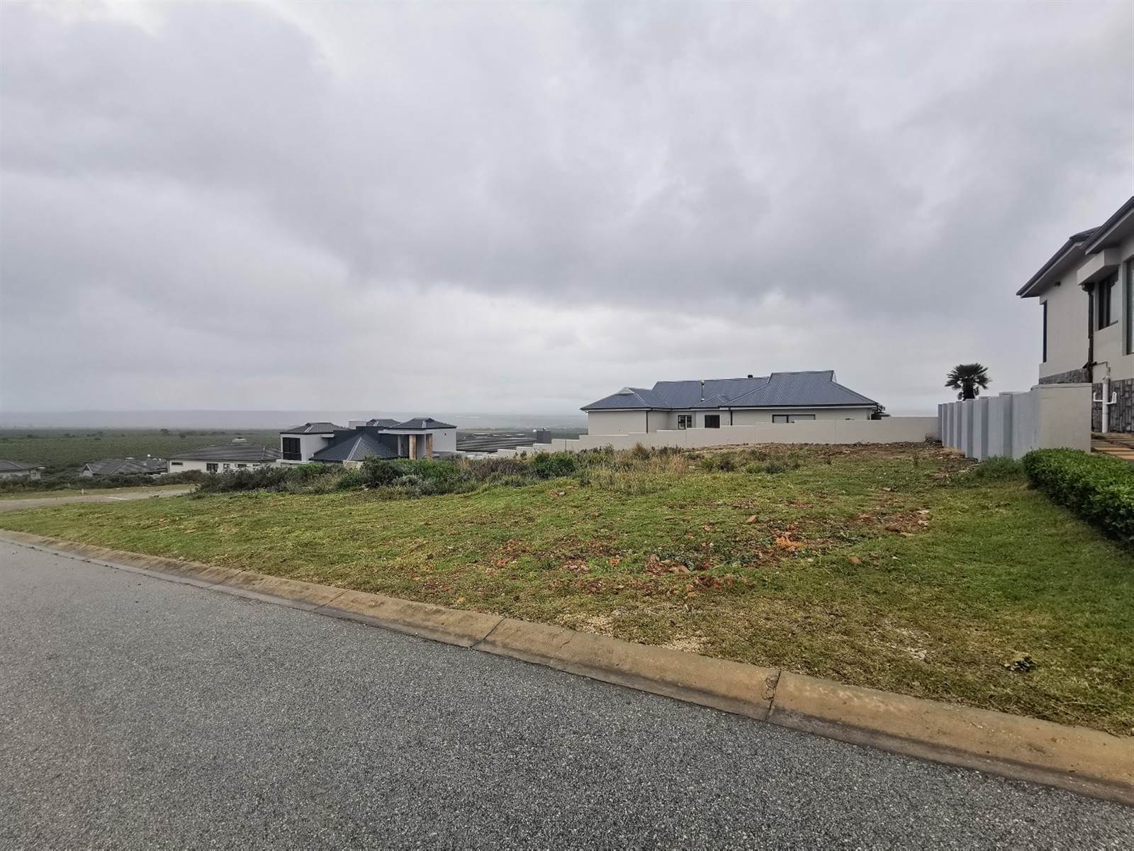 738 m² Land available in Jeffreys Bay photo number 11