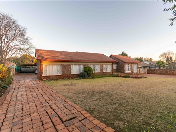 3 Bedroom House 3 Bedroom House