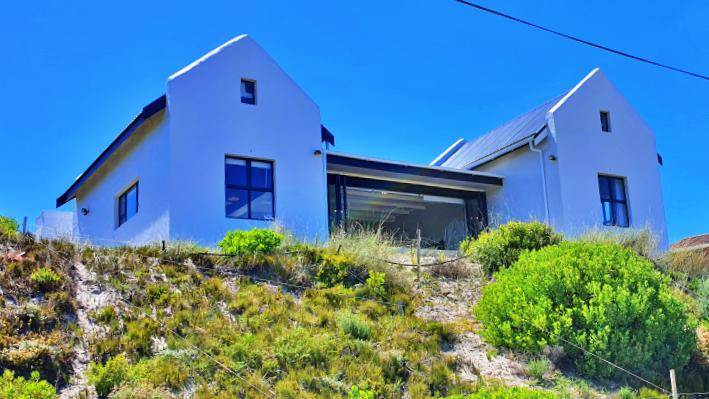 2 Bed House in Suiderstrand photo number 11