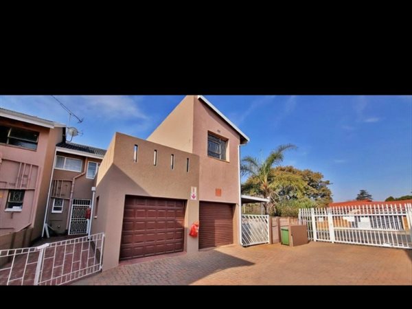 2 Bed Townhouse