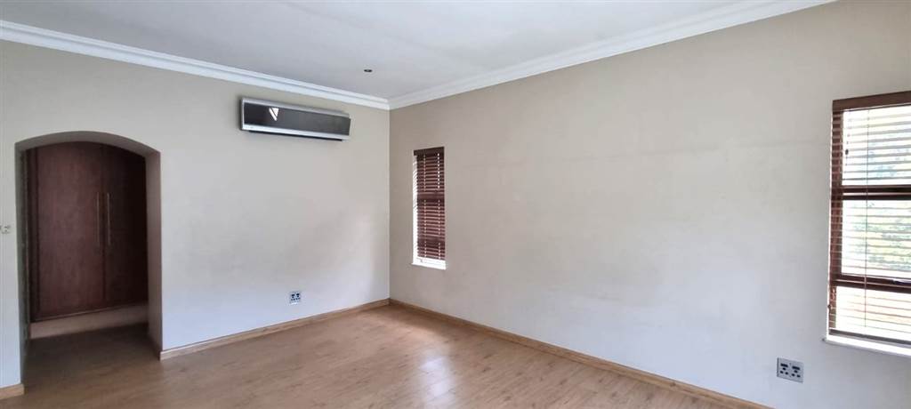 3 Bed House in Beyers Park photo number 16