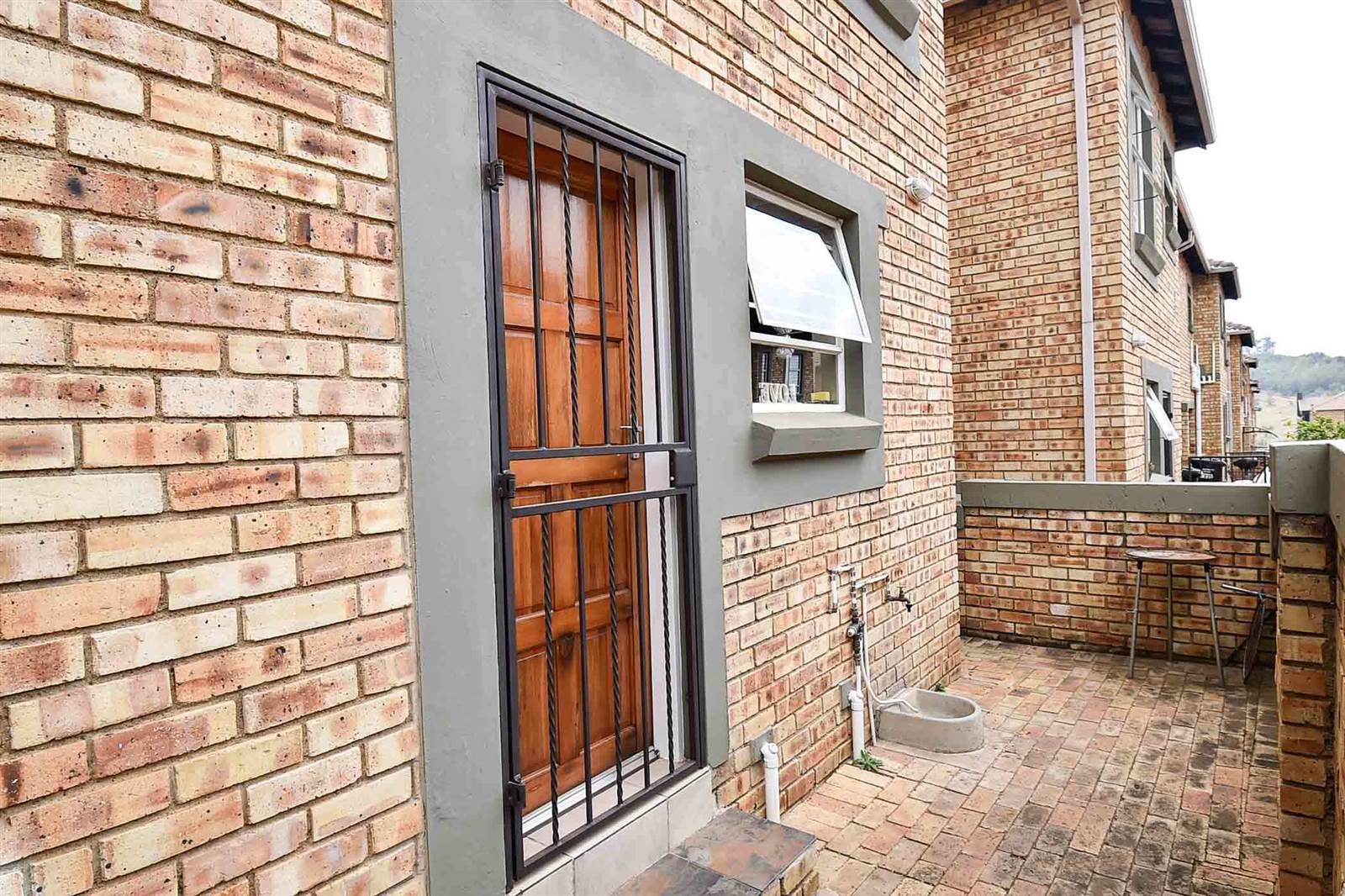 3 Bed Townhouse in Wilgeheuwel photo number 16