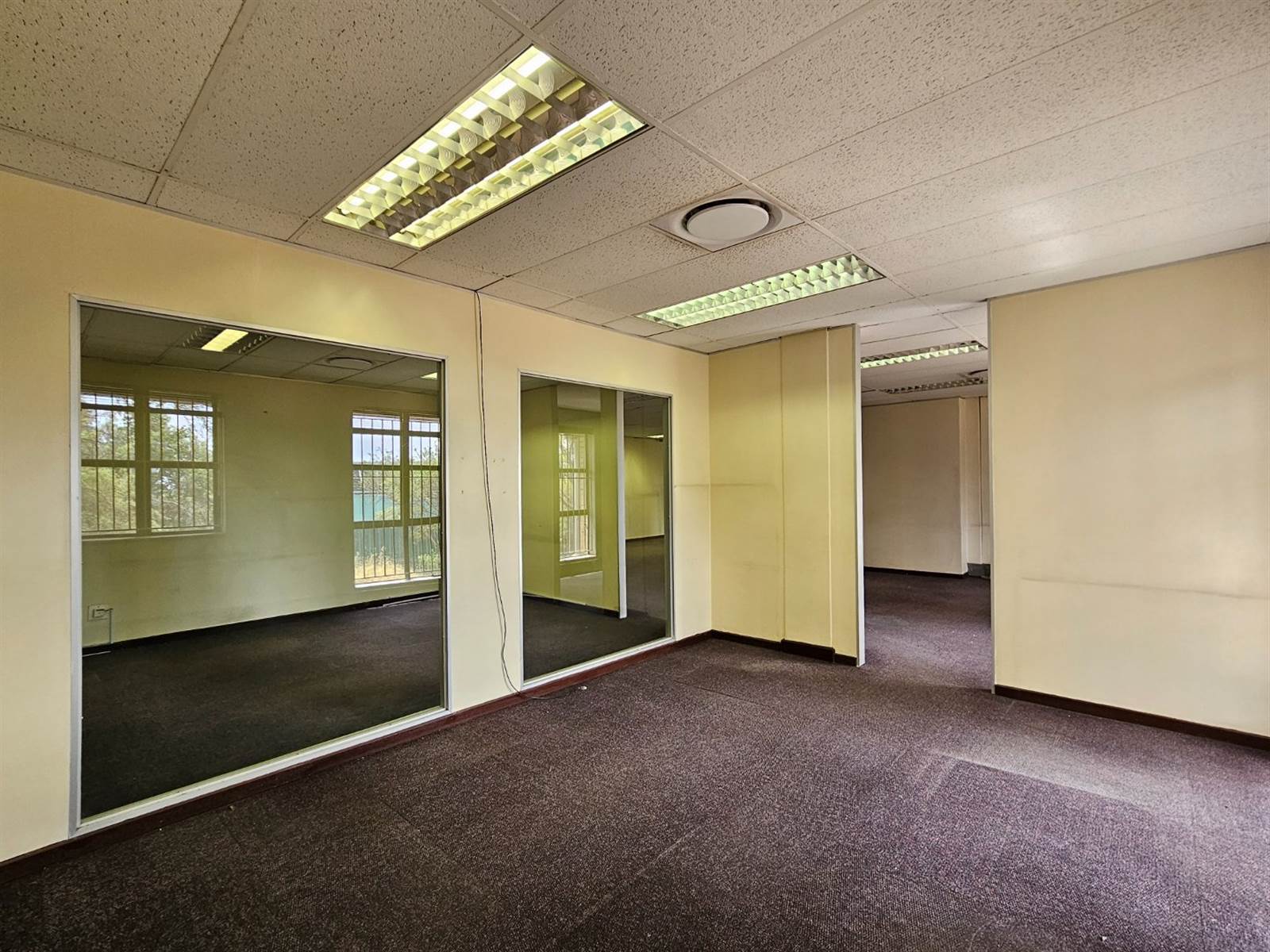587  m² Commercial space in Bryanston photo number 17