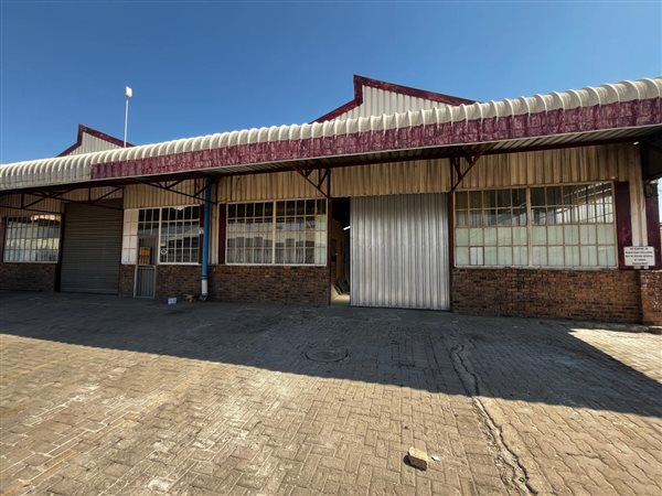 750  m² Industrial space