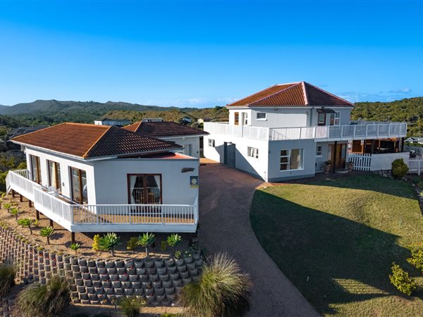 6 Bedroom House 6 Bedroom House