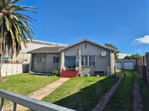 3 Bedroom House 3 Bedroom House