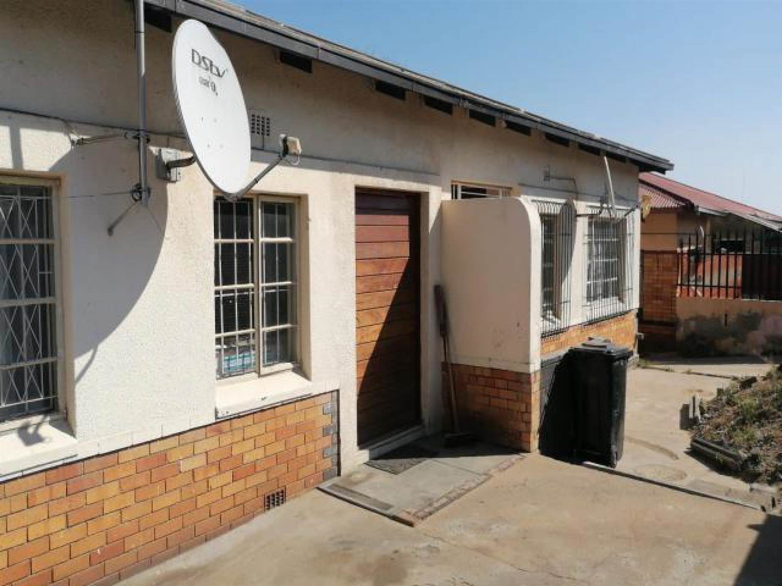 5 Bed House in West Turffontein photo number 1