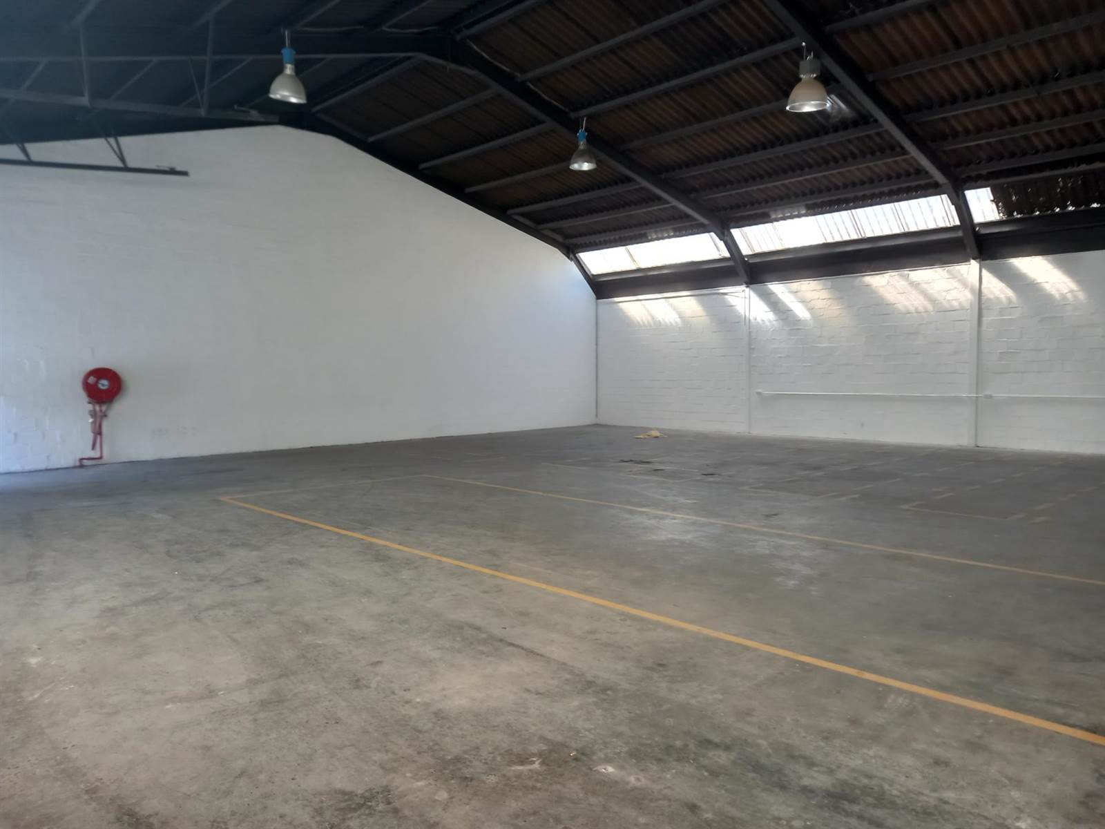475  m² Industrial space in Retreat Industrial photo number 1