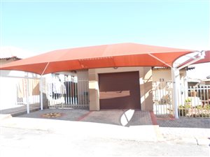 2 Bed Townhouse in Kuruman