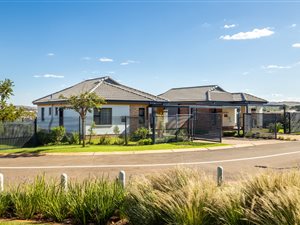 3 Bed House in Claremont