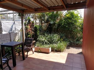 2 Bed Apartment in Mt Edgecombe