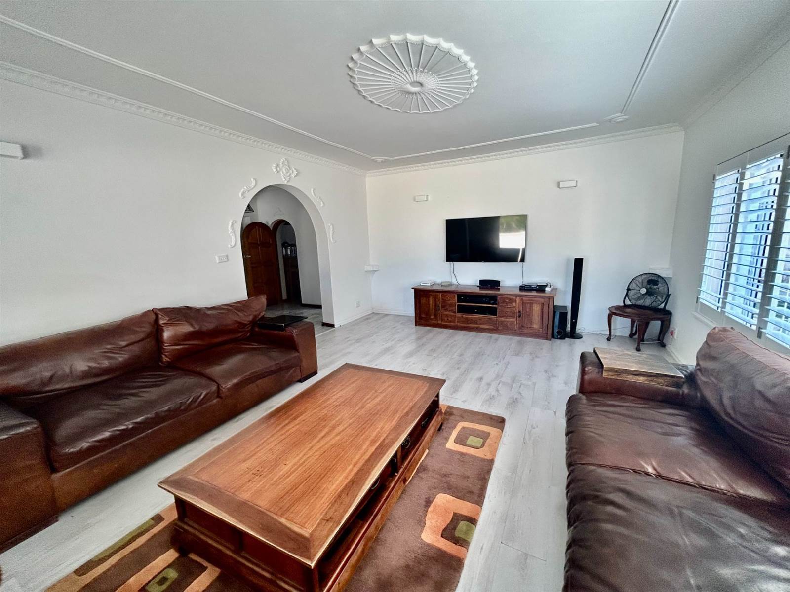 5 Bed House in Umhlanga Rocks photo number 8