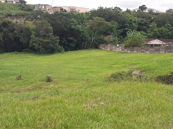 1189 m² Land available in Doon Heights