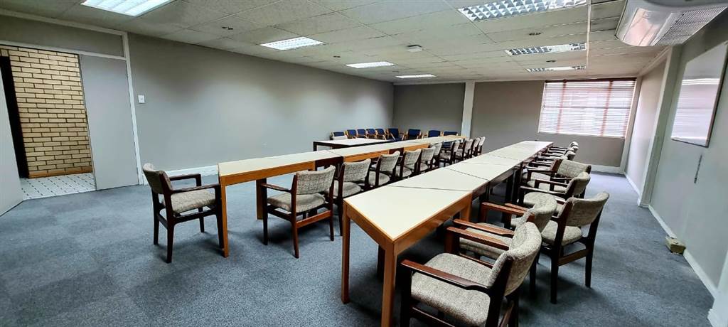 2514  m² Office Space in Potchefstroom Central photo number 10