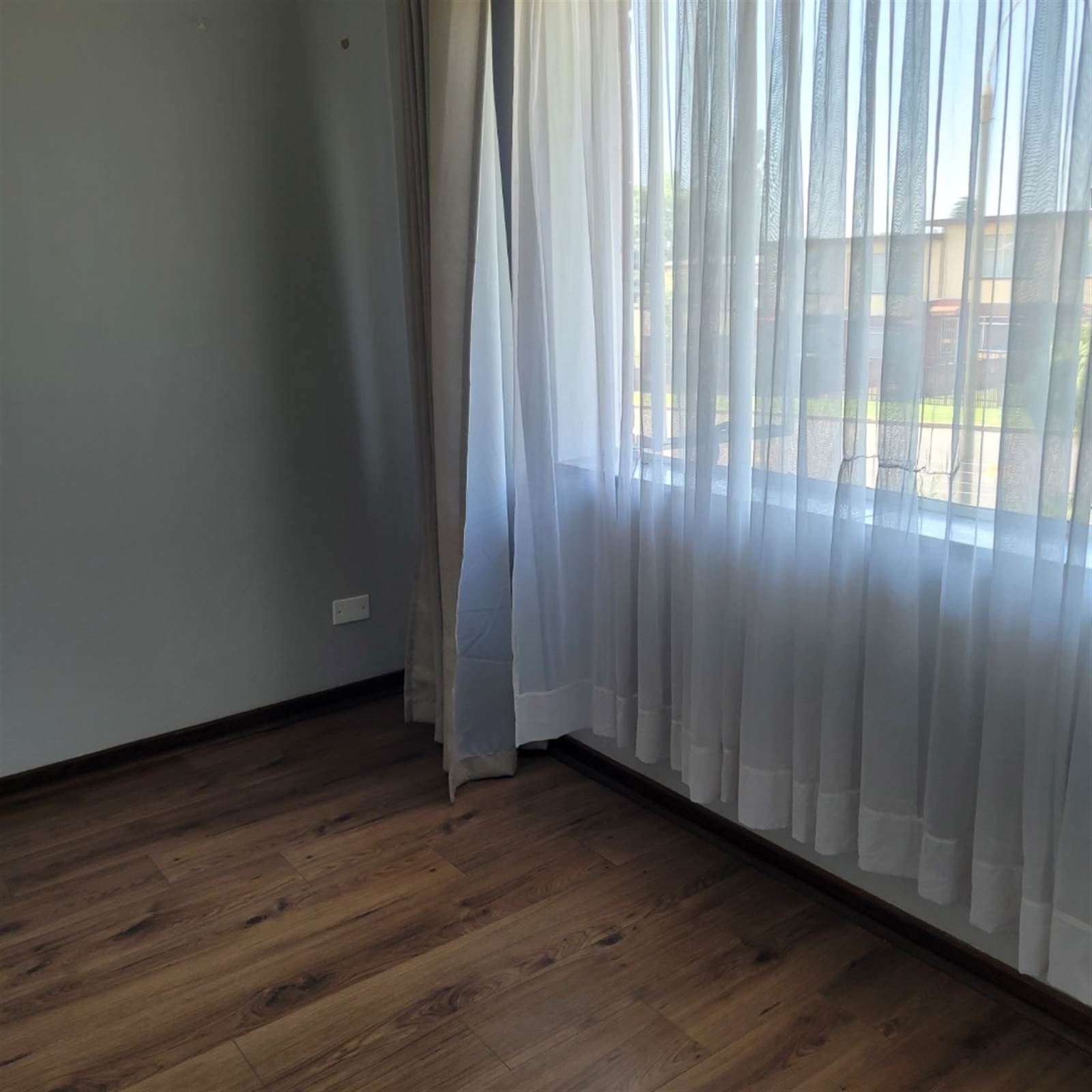 2 Bed Townhouse in Kempton Park Ext 4 photo number 12