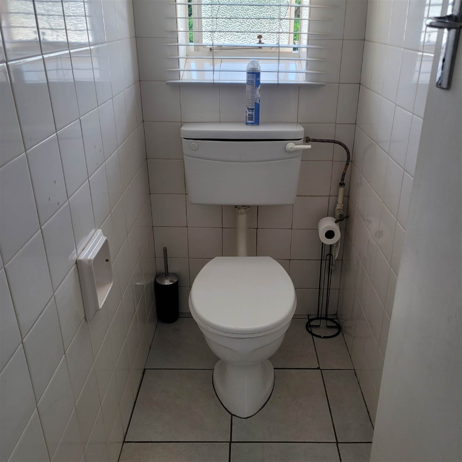 2 Bed Townhouse in Kempton Park Ext 4 photo number 10