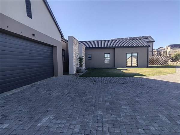 3 Bedroom House 3 Bedroom House