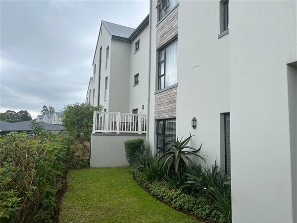 2 Bed Apartment in Kloof