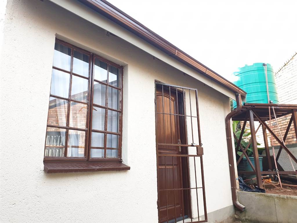 4 Bed House in Kabokweni photo number 15