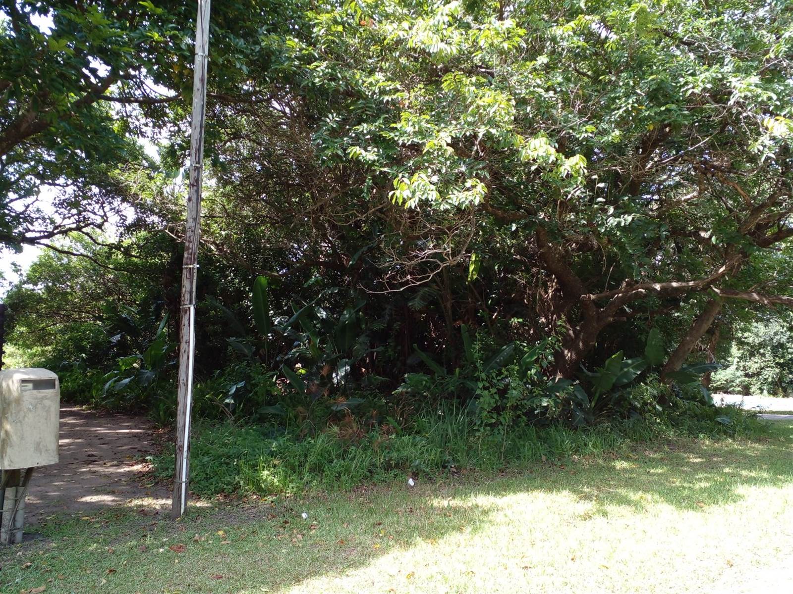 1036 m² Land available in Leisure Bay photo number 1