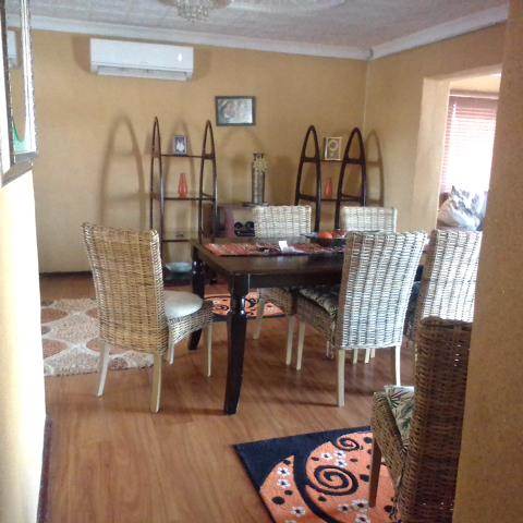 3 Bed House in Kwa Nobuhle photo number 5