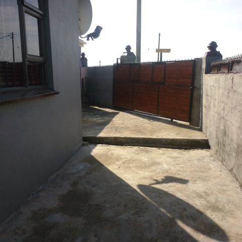 3 Bed House in Kwa Nobuhle photo number 17