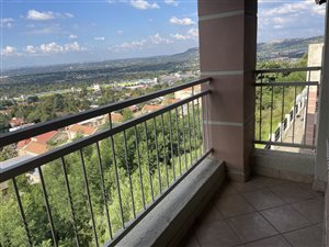 3 Bed Apartment in Constantia Kloof