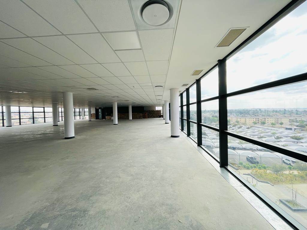 1700  m² Commercial space in Noordwyk photo number 17